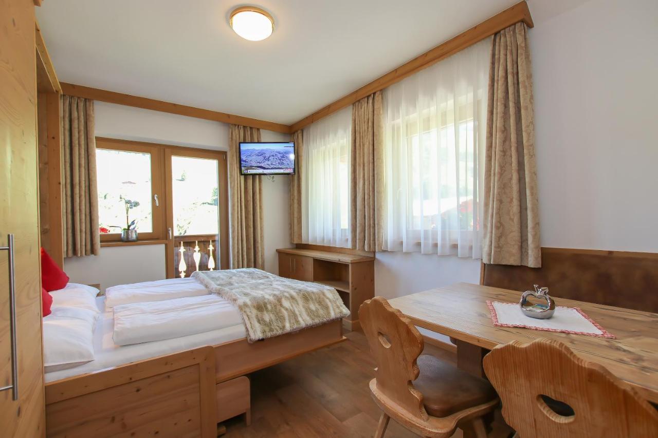 Апартаменти Landhaus Hinterglemm Зальбах-Гінтерглемм Екстер'єр фото